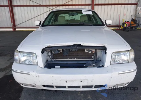 2008 Mercury Grand Marquis Ls z USA, uszkodzony, nr VIN 2MEFM75V68X647073